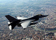 f16-ami Un F-16 dell'A.M.I.