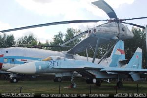 Sukhoi T10 e Mil V12
