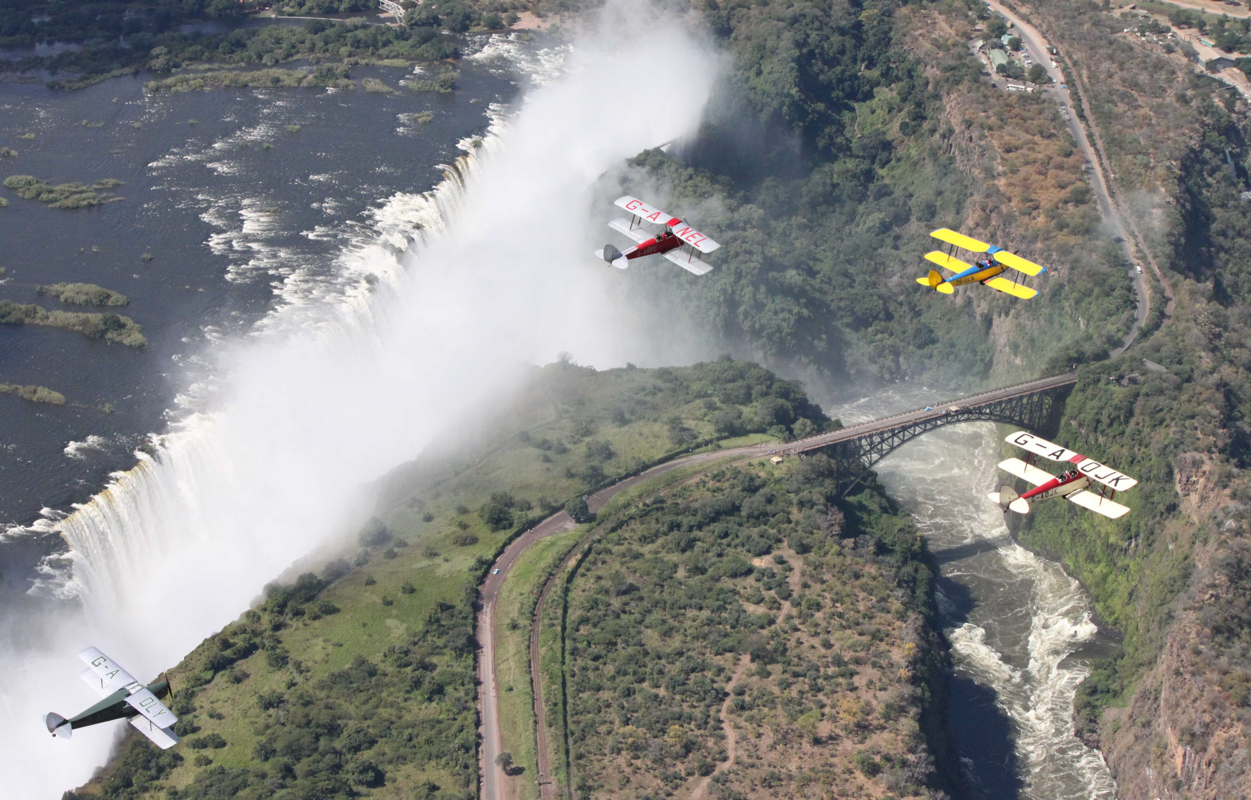 Vintage Air Rally, 12 biplani d'epoca attraversano l'Africa